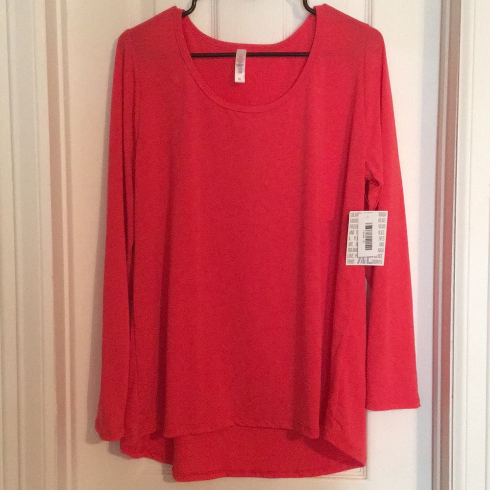 NWT LuLaRoe Lynnae T - size XL - solid bright pink
